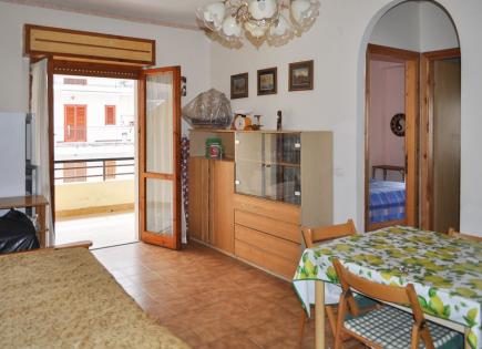 Apartment für 40 000 euro in Scalea, Italien