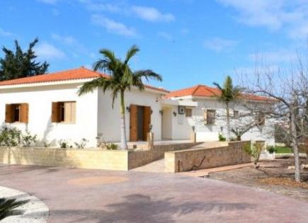 Villa for 1 895 000 euro in Paphos, Cyprus