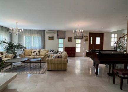 Villa for 2 850 000 euro in Limassol, Cyprus