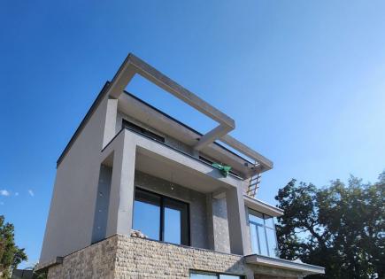 Villa für 650 000 euro in Tivat, Montenegro
