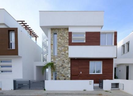 Villa for 425 000 euro in Larnaca, Cyprus