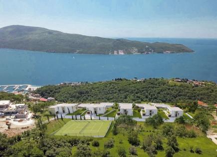 Villa für 1 350 000 euro in Herceg-Novi, Montenegro