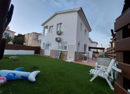 Villa for 480 000 euro in Larnaca, Cyprus