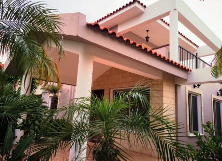 Villa for 530 000 euro in Larnaca, Cyprus