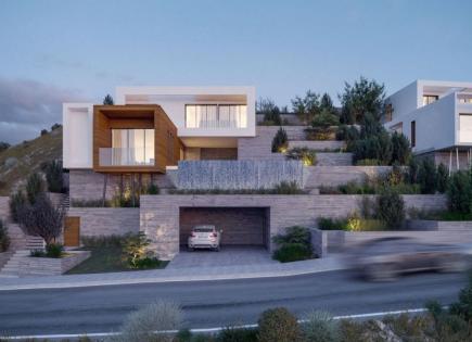 Villa for 1 560 000 euro in Paphos, Cyprus