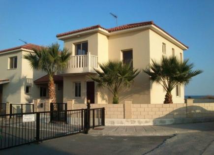 Villa for 495 000 euro in Larnaca, Cyprus