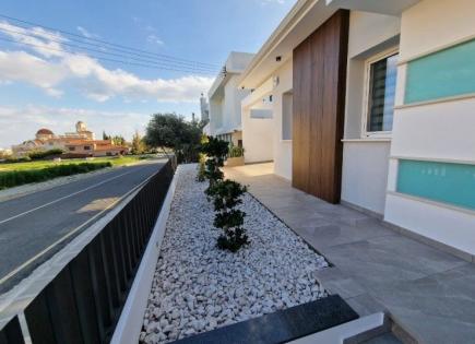 Villa for 440 000 euro in Larnaca, Cyprus