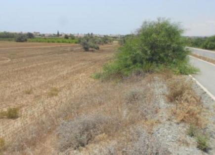 Land for 425 000 euro in Larnaca, Cyprus