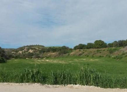 Land for 468 000 euro in Larnaca, Cyprus