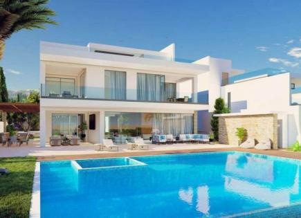 Villa for 3 400 000 euro in Paphos, Cyprus