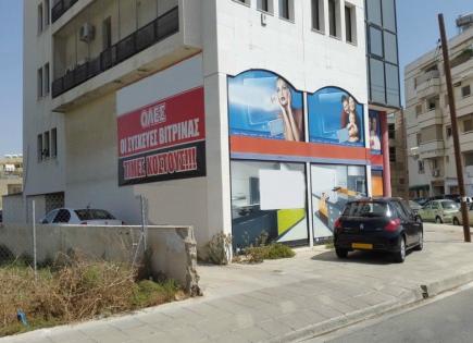 Shop for 500 000 euro in Larnaca, Cyprus