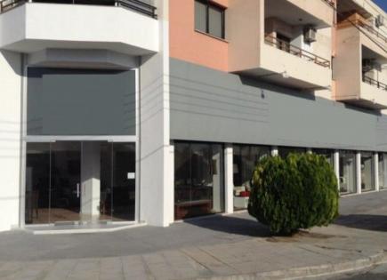 Shop for 635 000 euro in Larnaca, Cyprus