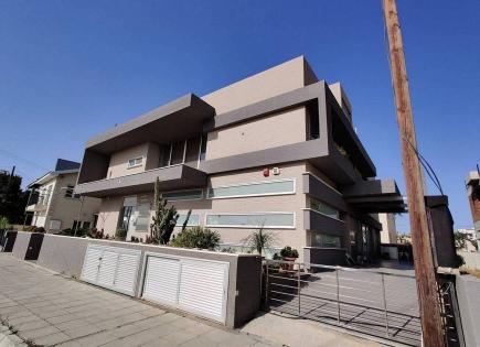 Villa for 2 800 000 euro in Limassol, Cyprus