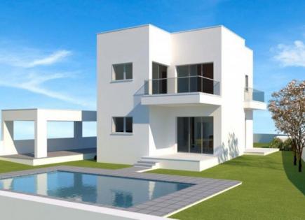 Villa for 465 000 euro in Paphos, Cyprus