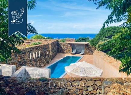 Villa on Pantelleria, Italy (price on request)