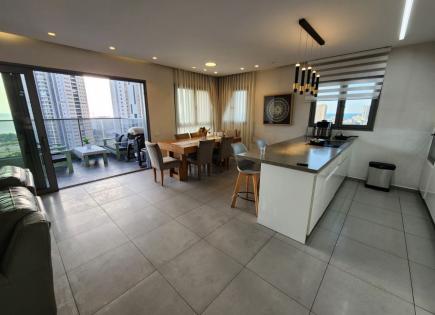 Appartement pour 1 125 000 Euro à Bat Yam, Israël