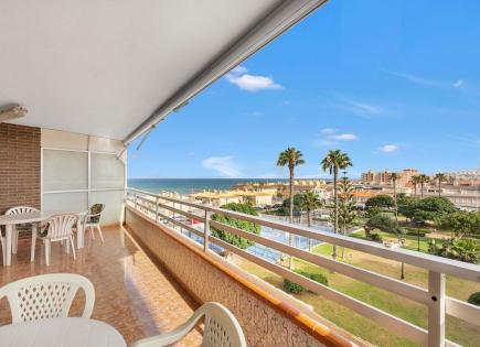Apartment for 217 400 euro in Torrevieja, Spain