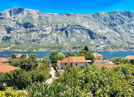 Casa para 799 000 euro en Prcanj, Montenegro