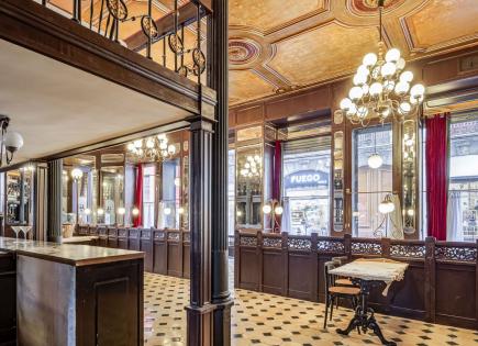 Cafetería, restaurante para 13 000 euro por mes en Barcelona, España