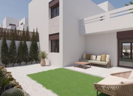 Townhouse for 285 000 euro in Algorfa, Spain