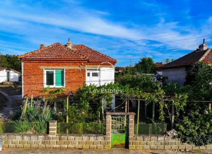 House for 37 900 euro in Troyanovo, Bulgaria