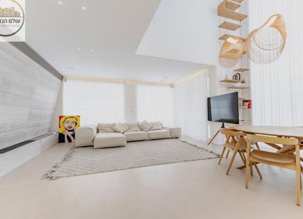 Cottage pour 2 000 000 Euro à Holon, Israël