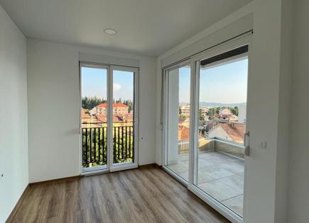 Wohnung für 163 400 euro in Tivat, Montenegro