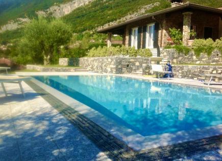 Villa pour 2 400 000 Euro à Tremezzo, Italie