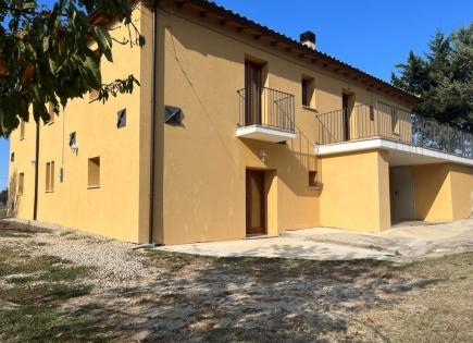 House for 65 000 euro in Bisenti, Italy