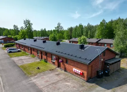 Casa adosada para 31 400 euro en Varkaus, Finlandia