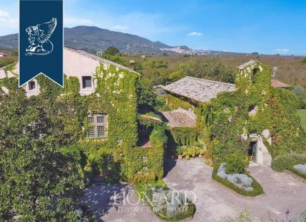 Villa in Viterbo, Italy (price on request)