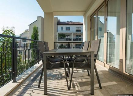 Apartamento para 1 250 000 euro en Tivat, Montenegro