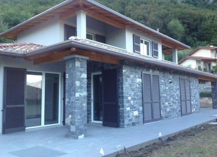 Villa for 1 650 000 euro in Tremezzina, Italy