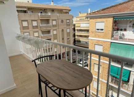 Penthouse for 199 900 euro in Torrevieja, Spain