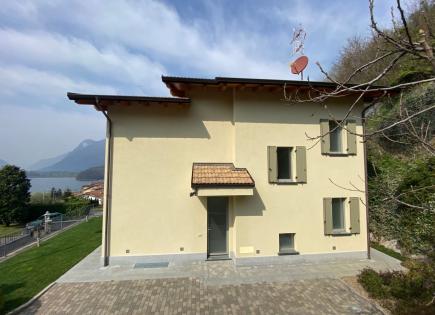 Villa für 749 000 euro in Carlazzo, Italien