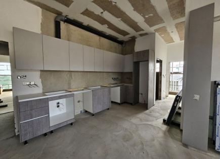 Penthouse for 580 000 euro in Limassol, Cyprus