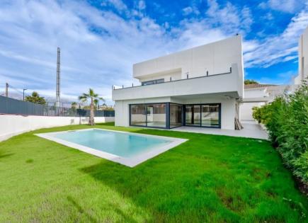 Villa for 1 250 000 euro in Alfas del Pi, Spain