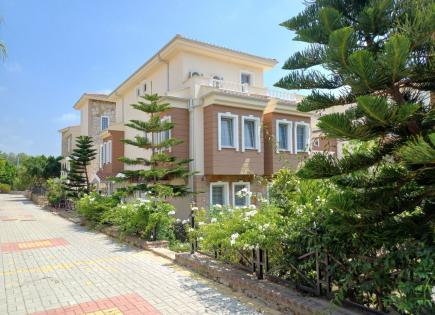 Villa para 1 200 euro por mes en Incekum, Turquia