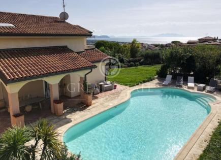 Villa for 1 190 000 euro in San Vincenzo, Italy