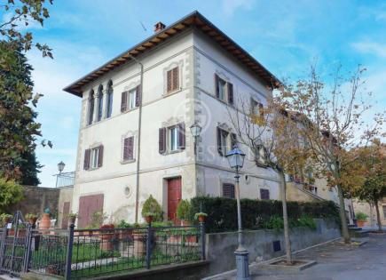House for 540 000 euro in Lucignano, Italy