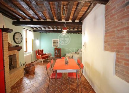 Apartamento para 130 000 euro en Monteleone d'Orvieto, Italia