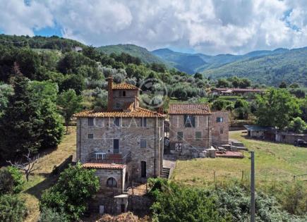House for 1 050 000 euro in Reggello, Italy