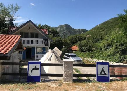 Gewerbeimmobilien für 75 000 euro in Risan, Montenegro