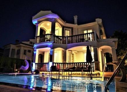 Villa for 1 200 000 euro in Fethiye, Turkey