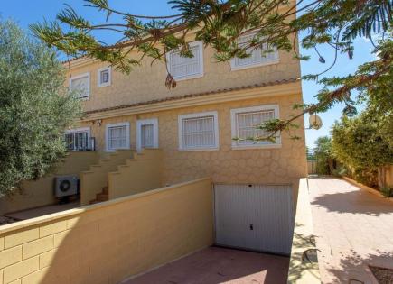 House for 398 000 euro in Punta Prima, Spain