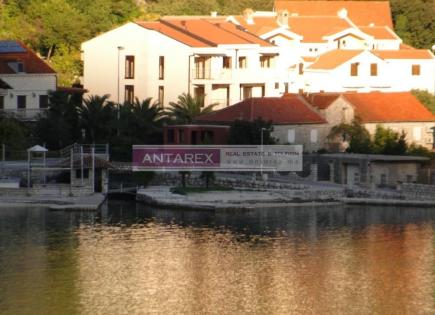 Gewerbeimmobilien für 1 900 000 euro in Risan, Montenegro