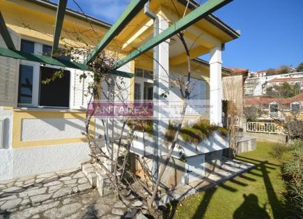 Villa para 600 000 euro en Herceg-Novi, Montenegro