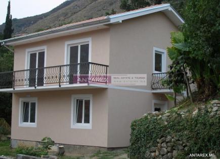Villa for 155 000 euro in Prcanj, Montenegro