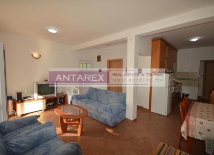 Apartment for 126 000 euro in Baosici, Montenegro
