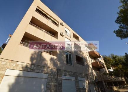 Apartment for 250 000 euro in Kumbor, Montenegro
